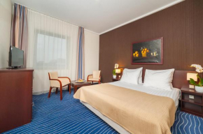 Отель BEST WESTERN Efekt Express Kraków  Краков